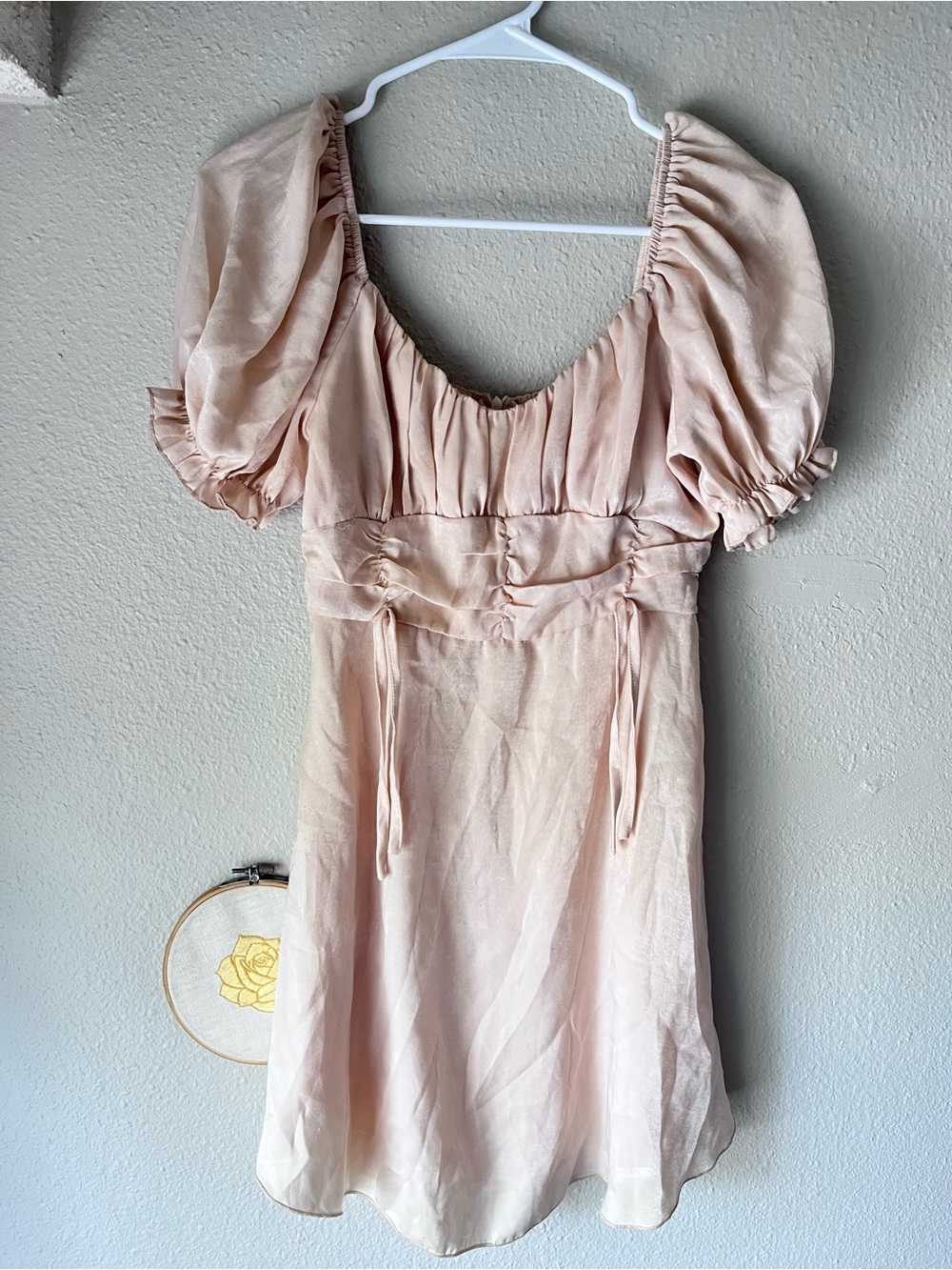 Simplee Apparel Blush Pink Puff-Sleeve Mini Dress